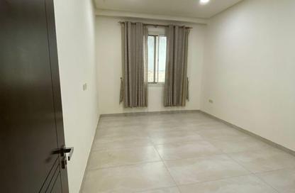 Apartment - 2 Bedrooms - 3 Bathrooms for rent in Al Nafoora 1 building - Al Rawda 2 - Al Rawda - Ajman