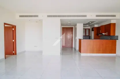 Apartment - 1 Bedroom - 2 Bathrooms for rent in Central Park Residential Tower - Central Park Tower - DIFC - Dubai