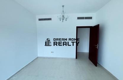 Apartment - 2 Bedrooms - 2 Bathrooms for rent in Taryam Building - Al Taawun Street - Al Taawun - Sharjah