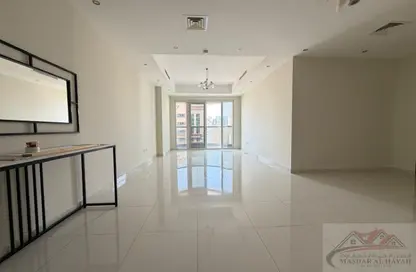 Apartment - 4 Bedrooms - 4 Bathrooms for rent in Sahara Tower 4 - Sahara Complex - Al Nahda - Sharjah