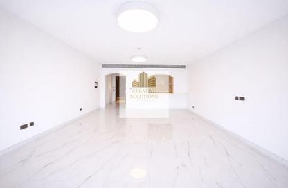 Apartment - 2 Bedrooms - 4 Bathrooms for rent in Jood Residence Plaza - Al Muraqqabat - Deira - Dubai