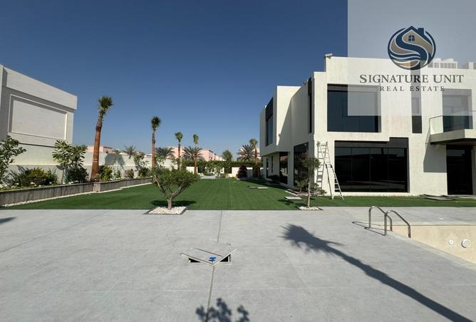 77800092 - Property Image 2