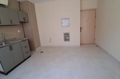 Apartment - Studio - 1 for rent in Muwailih Building - Muwaileh - Sharjah Apartment - Studio - 1 for rent in Muwailih Building - Muwaileh - Sharjah