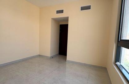 Apartment - 1 Bedroom - 1 Bathroom for rent in Muwailih Building - Muwaileh - Sharjah