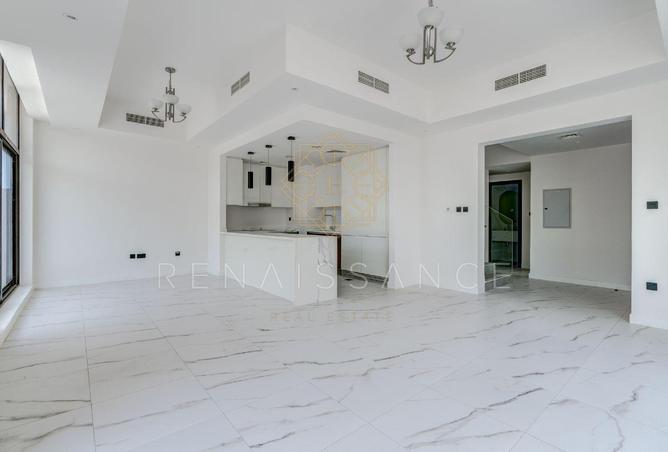 128828356 - Property Image 3