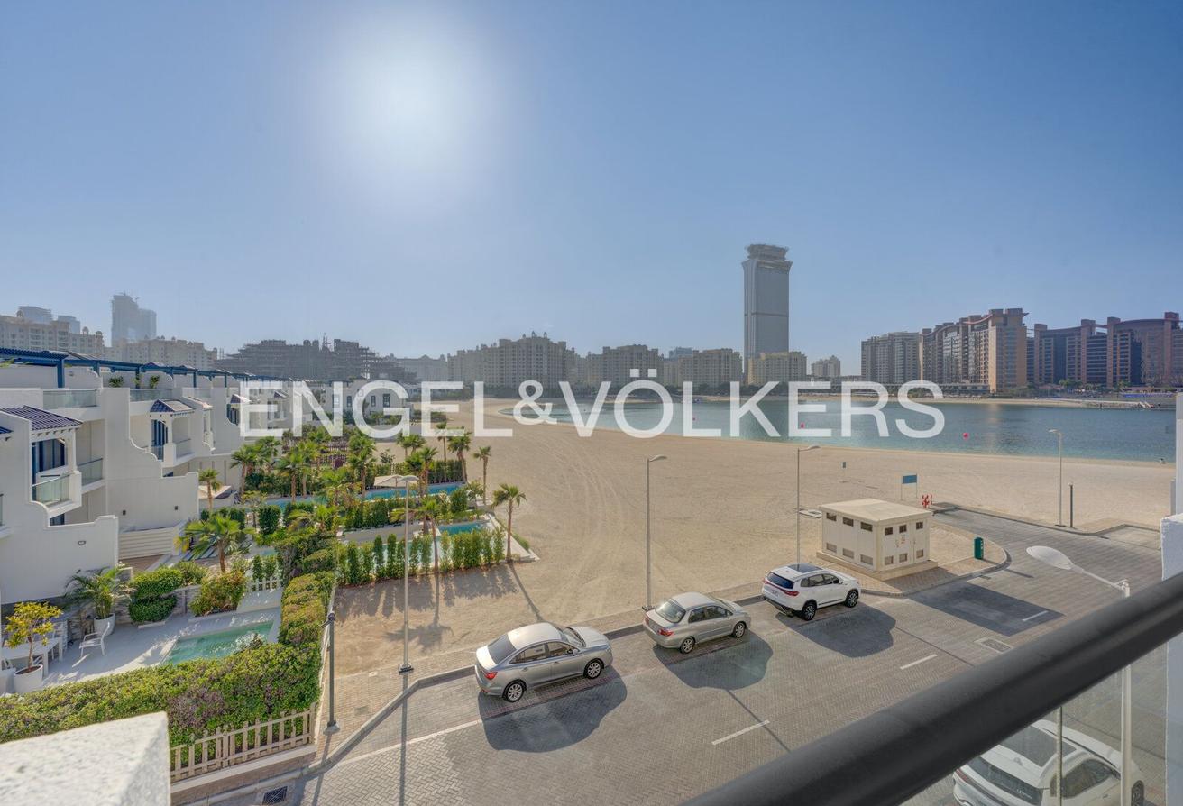 Beachfront | Sea View | Spacious photo 19