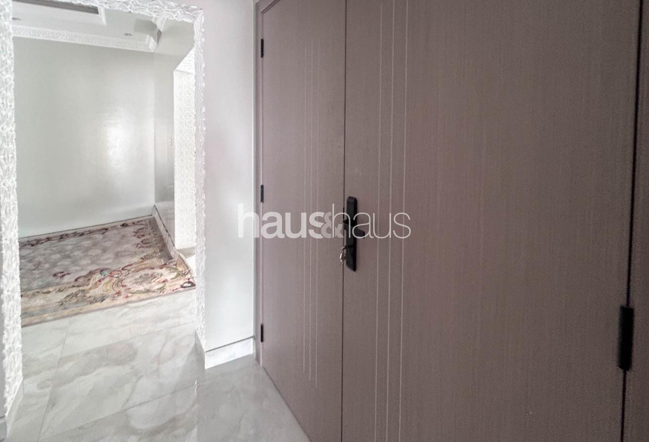 Renovated | Spacious | Great Location | Negotiable photo 19