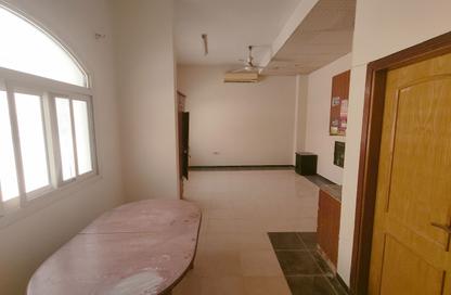 Apartment - Studio - 1 Bathroom for rent in Fire Station Road - Muwaileh - Sharjah