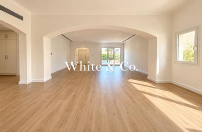 Villa - 4 - 5 for rent in Meadows 6 - Meadows - Dubai
