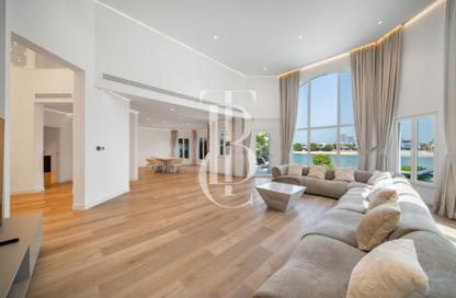 Villa - 4 Bedrooms - 5 Bathrooms for rent in Garden Homes Frond B - Garden Homes - Palm Jumeirah - Dubai