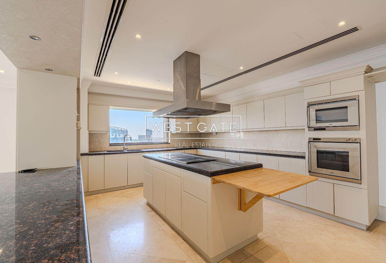 Luxury 4BR+Maids | Private Pool | 2 Kitchens | JBR photo 9