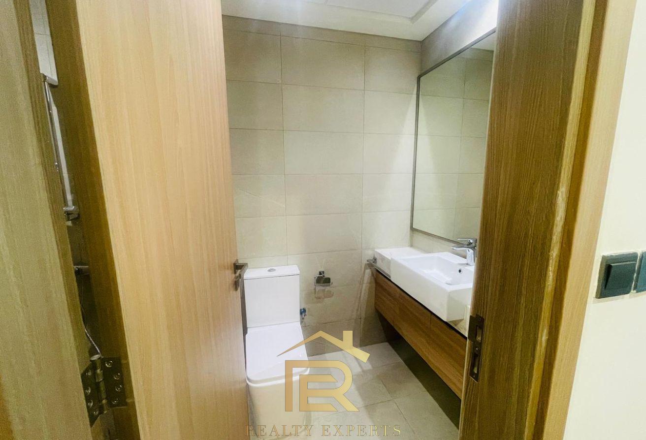 SPACIOUS STUDIO | ELEGANT VIEW | BEST DEAL !!!!!!! photo 13