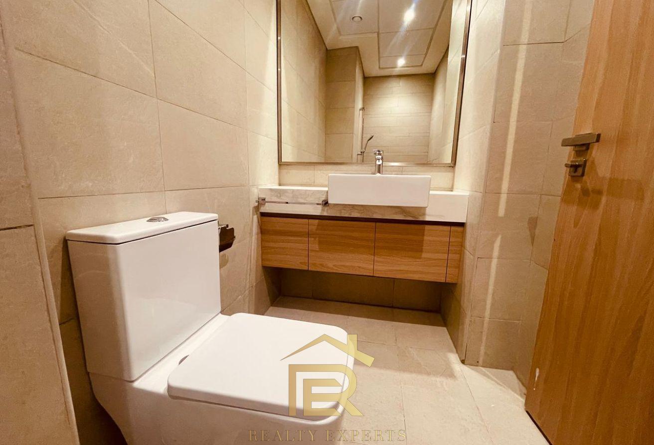 SPACIOUS STUDIO | ELEGANT VIEW | BEST DEAL !!!!!!! photo 12