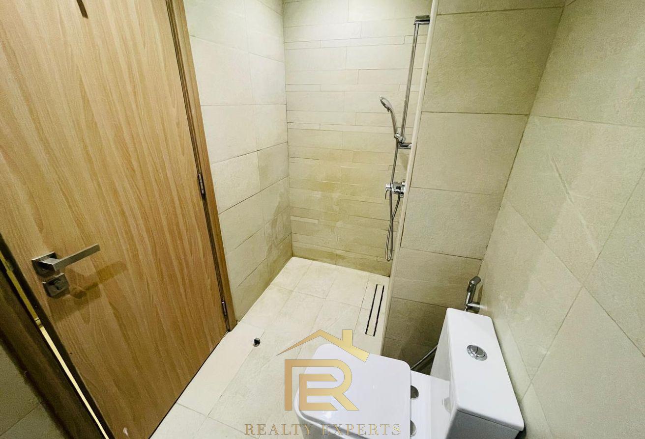 SPACIOUS STUDIO | ELEGANT VIEW | BEST DEAL !!!!!!! photo 11