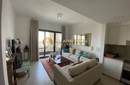 Apartment - 2 Bedrooms - 2 Bathrooms for sale in Hayat Boulevard 1A - Hayat Boulevard 1 - Hayat Boulevard - Town Square - Dubai