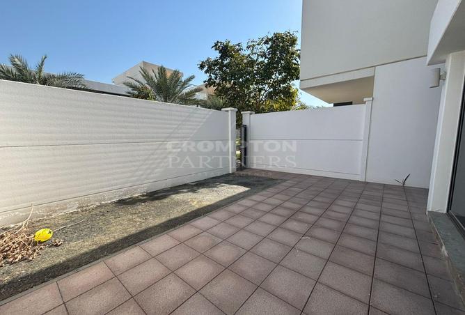 56940264 - Property Image 3