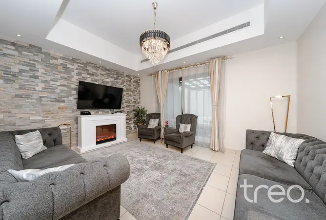 124733563 - Property Image 3