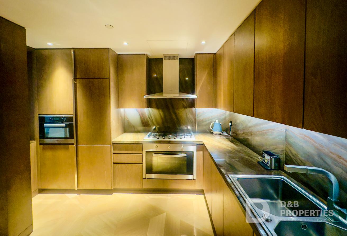 Marina Skyline View | Fully Furnished | Vacant photo 7