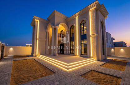 Villa - 5 - 6 for rent in Al Aweer 1 - Al Aweer - Dubai