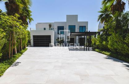 Villa - 4 Bedrooms - 5 Bathrooms for sale in Entertainment Foyer - Islamic Clusters - Jumeirah Islands - Dubai