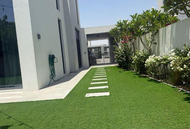 100423523 - Property Image 2