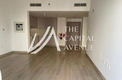 Apartment - Studio - 2 Bathrooms for rent in Waters Edge - Yas Island - Abu Dhabi