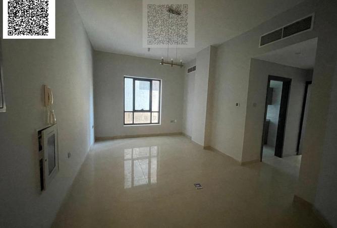 54407484 - Property Image 2