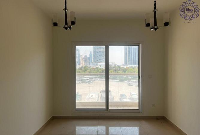 106835386 - Property Image 3