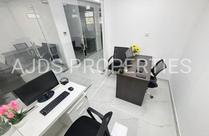 Office Space - Studio - 1 Bathroom for rent in Reem Residency - Al Karama - Dubai