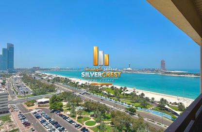 Apartment - 4 - 5 for rent in Cornich Al Khalidiya - Al Khalidiya - Abu Dhabi