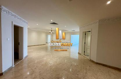 Apartment - 4 - 5 for rent in Cornich Al Khalidiya - Al Khalidiya - Abu Dhabi