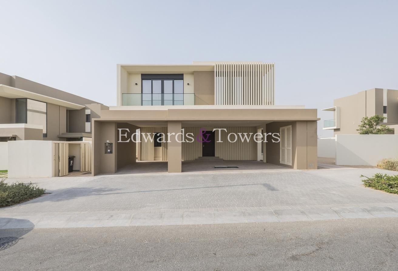 Luxury 5 Bed + Maid | Type C1| Premium Villa photo 30