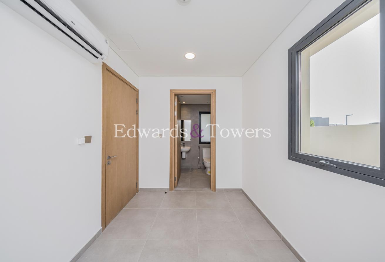Luxury 5 Bed + Maid | Type C1| Premium Villa photo 14