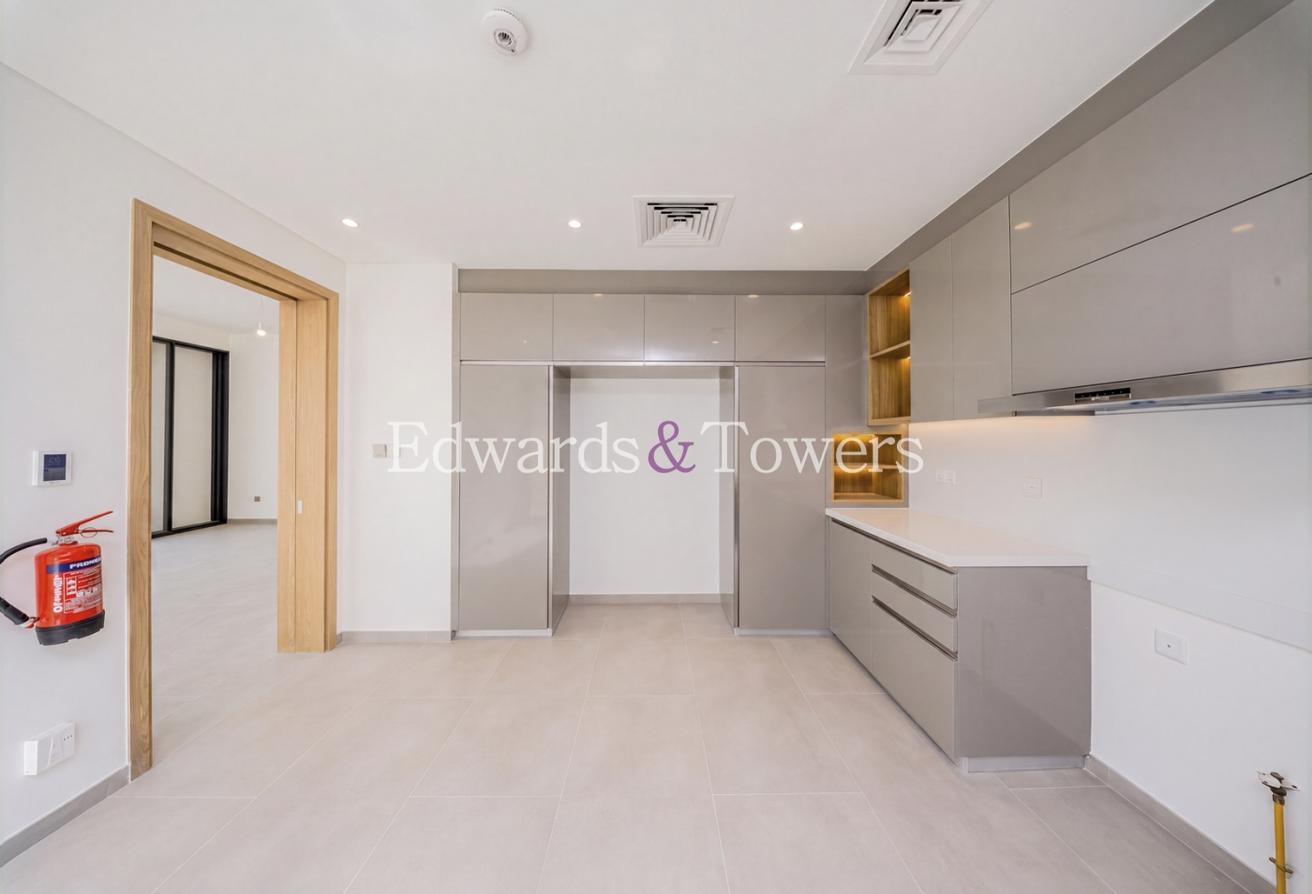 Luxury 5 Bed + Maid | Type C1| Premium Villa photo 6