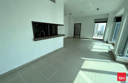 Apartment - 1 Bedroom - 2 Bathrooms for rent in Aurora Tower - Marina Promenade - Dubai Marina - Dubai