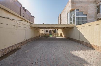 Villa - 3 - 5 for rent in Umm Suqeim 2 Villas - Umm Suqeim 2 - Umm Suqeim - Dubai