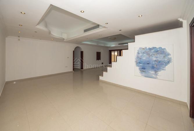 Covered Parking | Pool View | Spacious 3-BR photo 3