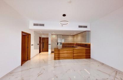 Apartment - 1 Bedroom - 2 Bathrooms for rent in Royal Regency - Business Bay - Dubai