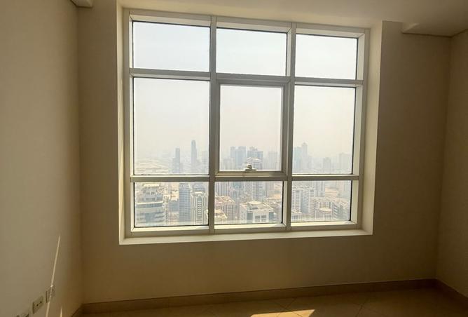 For Sale: 4-Bedroom Apartment in Al Taawun
