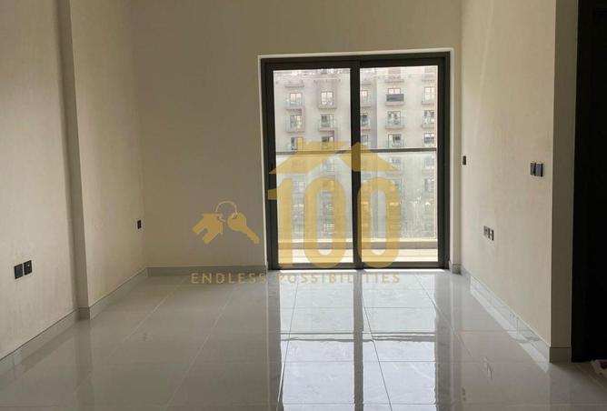 Price Reduced |Inside View | Semi Furnished photo 3