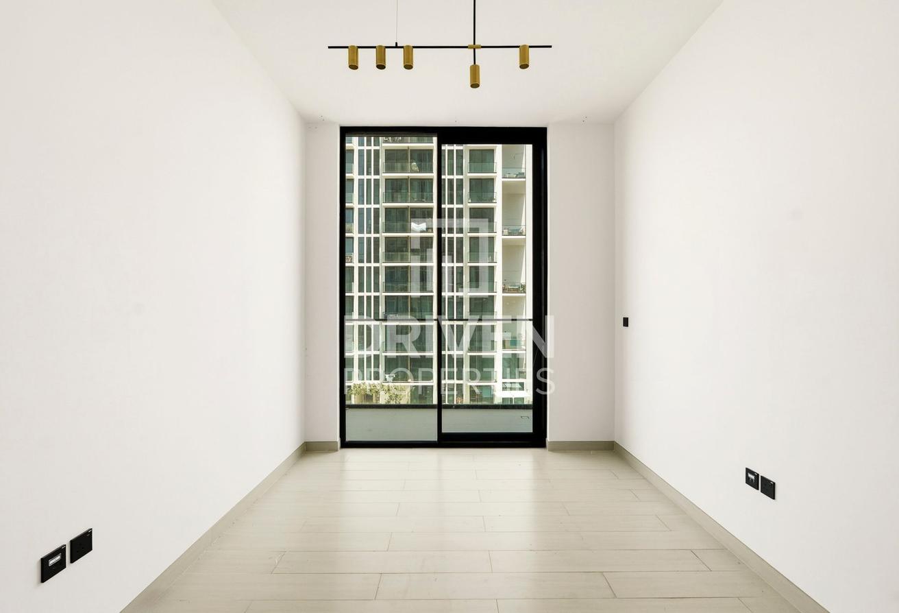 Pool View | Ready to Move in | Best Deal photo 3