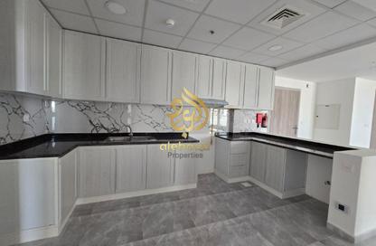 Apartment - 3 Bedrooms - 4 Bathrooms for rent in Marah Building - International City Phase 2 - Al Warsan 4 - Al Warsan - Dubai Apartment - 3 Bedrooms - 4 Bathrooms for rent in Marah Building - International City Phase 2 - Al Warsan 4 - Al Warsan - Dubai
