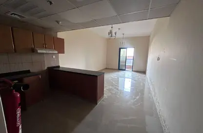 Apartment - 1 Bathroom for rent in Al Nuaimiya Towers C - Al Nuaimiya - Ajman
