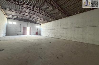 Warehouse - Studio - 1 for rent in Umm Al Thuoob - Umm Al Quwain