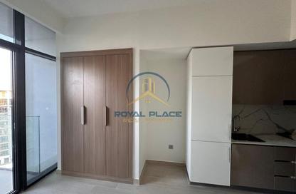 Apartment - Studio - 1 for rent in Azizi Riviera 1 - Azizi Riviera - Meydan One - Meydan - Dubai