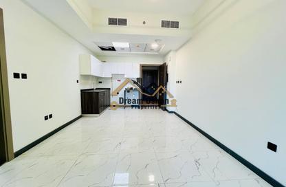 Apartment - 1 Bedroom - 1 Bathroom for rent in Rukan Tower A - Rukan Tower - Rukan - Dubai Land - Dubai