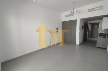 Apartment - 1 Bedroom - 1 Bathroom for rent in International City Phase 2 - Al Warsan 4 - Al Warsan - Dubai