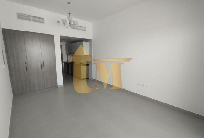 74641812 - Property Image 2