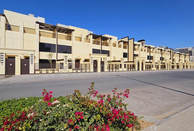 Brand new | 3 Bed + Maids + Storage | Near Park