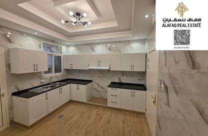 Villa - 4 - 6 for sale in Al Zaheya Gardens - Al Zahya - Ajman